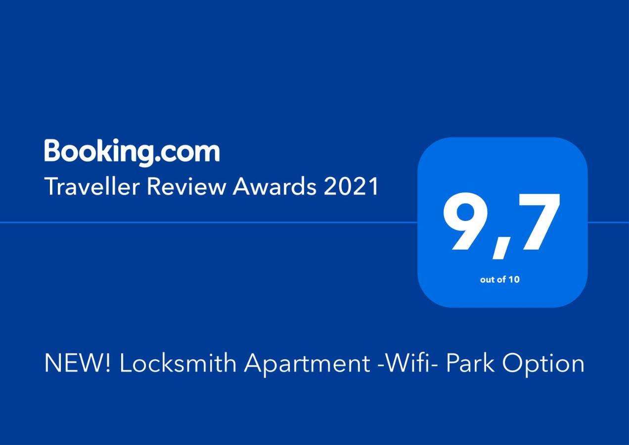 Locksmith Apartment - Park Option Sevilla Buitenkant foto