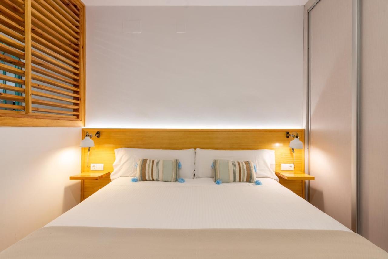 Locksmith Apartment - Park Option Sevilla Buitenkant foto